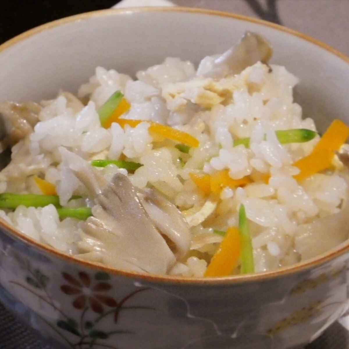 きのこ 炊き込み ご飯 白 だし 秋こそ食べたい きのこ炊き込みご飯 レシピ 香りを最大限活かすコツ